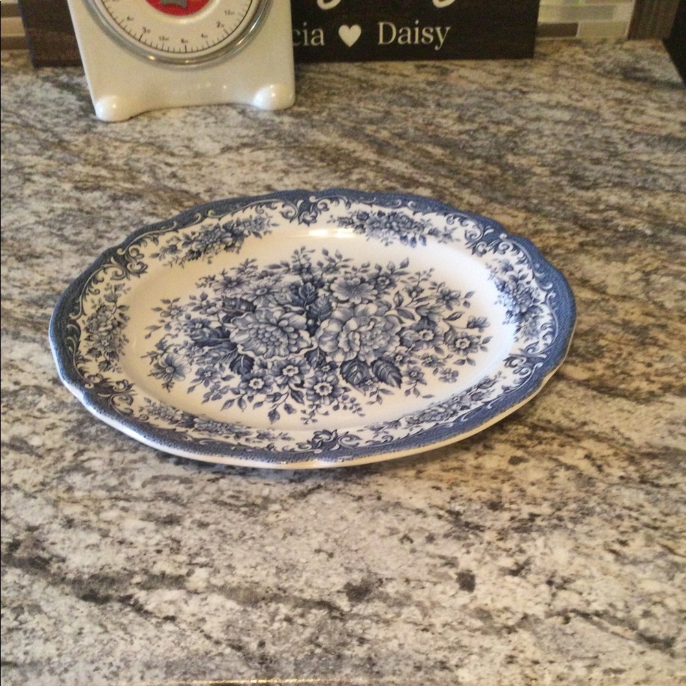 Oval platter